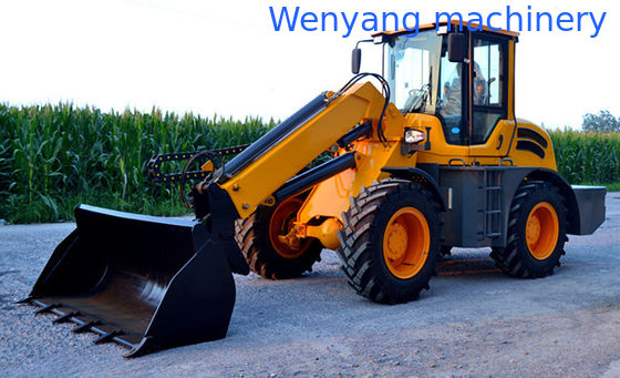 Carregadeira de rodas com lança telescópica e caçamba de 2,5 toneladas e 1,3 m³ com altura máxima de elevação de 6000 mm fornecedor